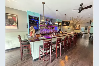 4729 Vernon Boulevard, Long Island City, NY 11101 - Photo 3