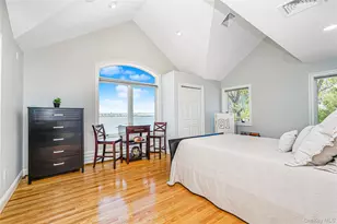 30 Aviva Ct, New York, NY 10307 - Photo 41