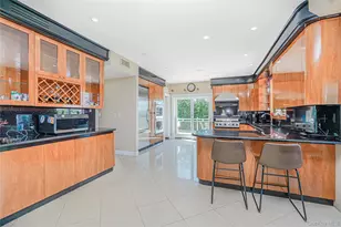 30 Aviva Ct, New York, NY 10307 - Photo 13