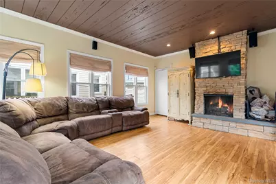 10 Cail Drive, East Rockaway, NY 11518 - Photo 19