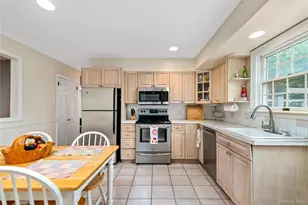 10 Cail Dr, East Rockaway, NY 11518 - Photo 15