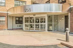 505 Central Ave, White Plains, NY 10606 - Photo 3