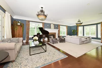 1616 Stewart Lane, Syosset, NY 11791 - Photo 11