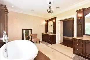 1616 Stewart Ln, Syosset, NY 11791 - Photo 25