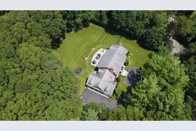 1616 Stewart Lane, Syosset, NY 11791 - Photo 5