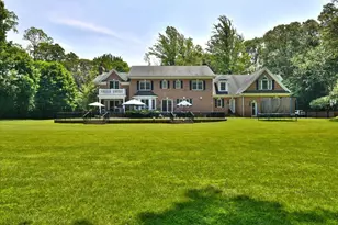 1616 Stewart Ln, Syosset, NY 11791 - Photo 33