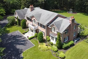 1616 Stewart Ln, Syosset, NY 11791 - Photo 3