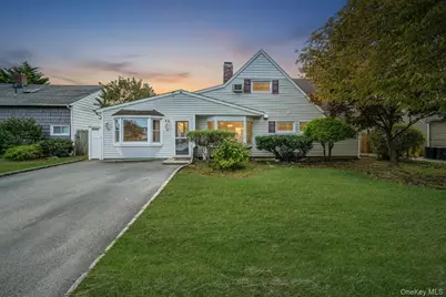 95 Lantern Road, Hicksville, NY 11801 - Photo 1