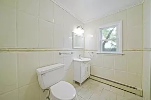 95 Lantern Rd, Hicksville, NY 11801 - Photo 29