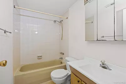 269 Brettonwoods Drive #269, Coram, NY 11727 - Photo 21