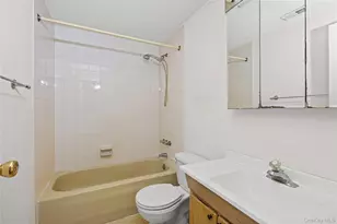 269 Brettonwoods Dr, Coram, NY 11727 - Photo 21