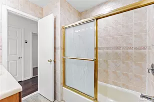 5-39 117th St, College Point, NY 11356 - Photo 11