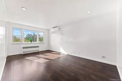 5-39 117 Street, College Point, NY 11356 - Photo 3