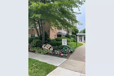1 Wooleys Lane #2B, Great Neck, NY 11023 - Photo 1