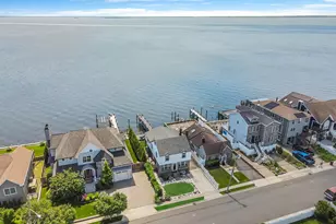 87 E Shore Dr, Babylon, NY 11702 - Photo 5