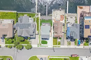 87 E Shore Dr, Babylon, NY 11702 - Photo 45