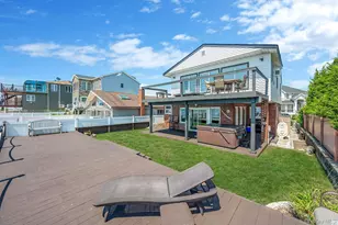 87 E Shore Dr, Babylon, NY 11702 - Photo 41