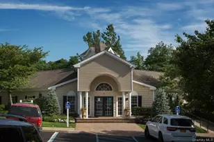 2006 Vista View Dr, Farmingville, NY 11738 - Photo 3