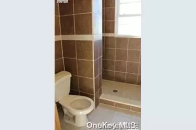 23 Park Avenue, Lawrence, NY 11559 - Photo 3