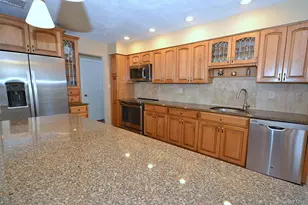 137 Iceland Dr, South Huntington, NY 11746 - Photo 5