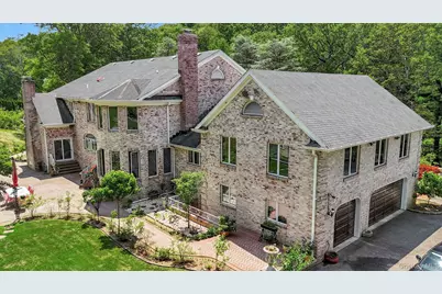 1537 Laurel Hollow Road, Syosset, NY 11791 - Photo 41