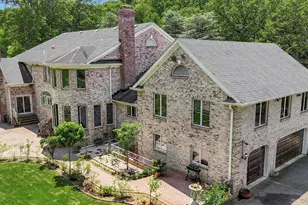 1537 Laurel Hollow Rd, Syosset, NY 11791 - Photo 41