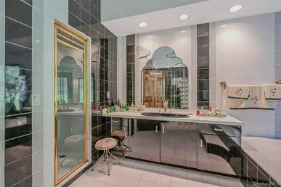 1537 Laurel Hollow Road, Syosset, NY 11791 - Photo 27