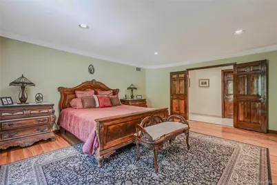 1537 Laurel Hollow Road, Syosset, NY 11791 - Photo 23