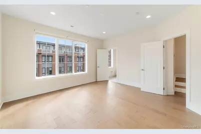 210 Legend Drive, Sleepy Hollow, NY 10591 - Photo 13