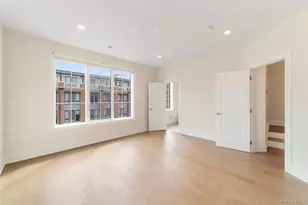 210 Legend Dr, Sleepy Hollow, NY 10591 - Photo 13