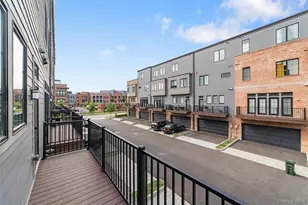 210 Legend Dr, Sleepy Hollow, NY 10591 - Photo 11