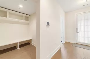 210 Legend Dr, Sleepy Hollow, NY 10591 - Photo 19