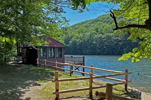 77 Lake Dr, Cold Spring, NY 10516 - Photo 33