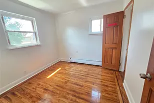76-10 174th St, Fresh Meadows, NY 11366 - Photo 15
