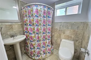 76-10 174th St, Fresh Meadows, NY 11366 - Photo 27