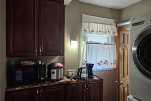 14-30 Gipson St, Far Rockaway, NY 11691 - Photo 7