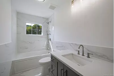121 Ontario Avenue, Massapequa, NY 11758 - Photo 7