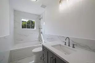 121 Ontario Ave, Massapequa, NY 11758 - Photo 7