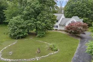 16 Apple Summit Ln, Lagrangeville, NY 12540 - Photo 5