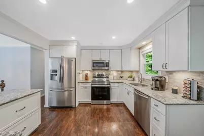 41 Great River Drive, Sound Beach, NY 11789 - Photo 9