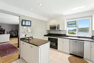 2005 Westview Dr, Mattituck, NY 11952 - Photo 21