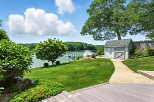 2005 Westview Dr, Mattituck, NY 11952 - Photo 5