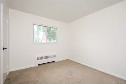 138 Davison Avenue, Oceanside, NY 11572 - Photo 9