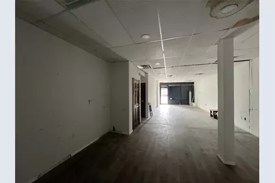 21947 Jamaica Avenue, Queens Village, NY 11428 - Photo 3