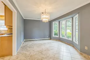 21 Tulipwood Dr, Commack, NY 11725 - Photo 7