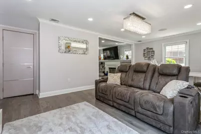 1 Howland Road, East Rockaway, NY 11518 - Photo 17