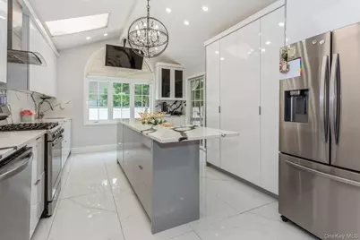 1 Howland Road, East Rockaway, NY 11518 - Photo 9