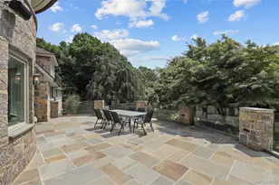 383 Woodlands Rd, Harrison, NY 10528 - Photo 21