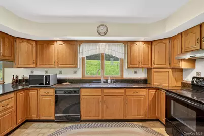 561 Toleman Road, Rock Tavern, NY 12575 - Photo 13