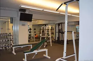 2500 Johnson Ave, Bronx, NY 10463 - Photo 17